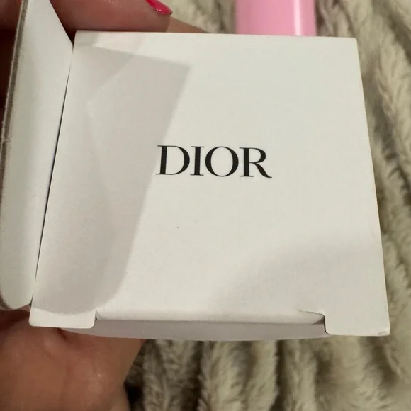 Miss Dior Pink Thermos Bottle – Limited Edition Gift – NWT - Picture 3 of 5